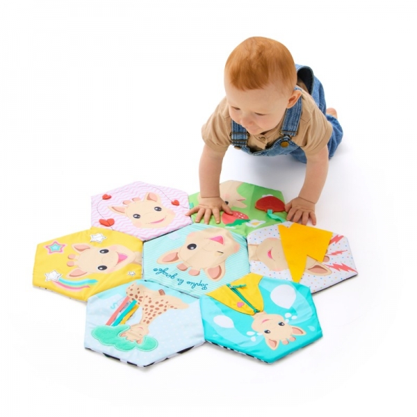 Софи жирафчето - Интерактивна книга-килимче 2-в-1